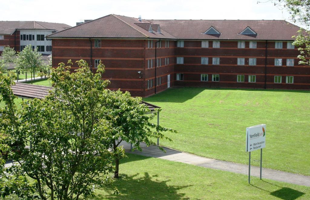 Hotel Yarnfield Park Training And Conference Centre Stone  Exterior foto